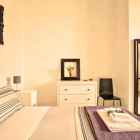 Last Minute Bed & Breakfast 3*