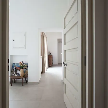 Last Minute Bed & Breakfast 3*