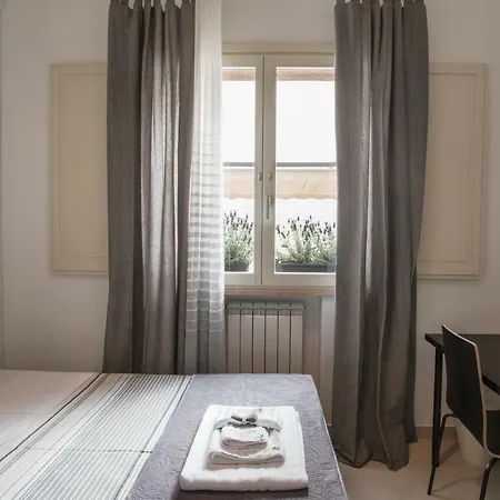 Last Minute Bed & Breakfast 3*